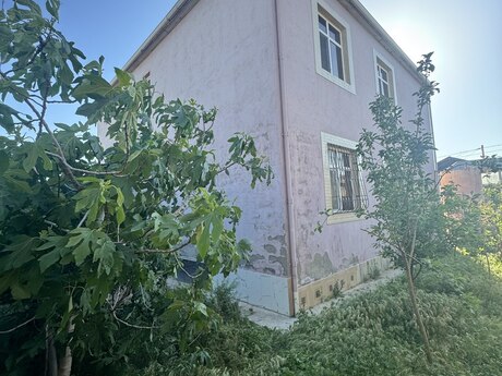 6 otaqlı həyət evi/bağ evi - Sumqayıt - 230 m²