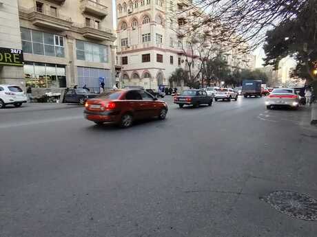 3 otaqlı köhnə tikili - Nəriman Nərimanov m. - 90 m²
