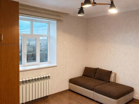 3 otaqlı həyət evi/bağ evi - Yeni Ramana q. - 60 m²