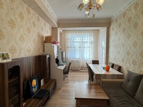 Объявление №6138610 - Баку, пос. Масазыр, 2-комн., 41 м², 3/8 этаж