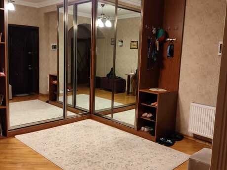 3 otaqlı yeni tikili - Azadlıq Prospekti m. - 94 m²