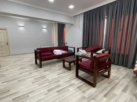 6 otaqlı həyət evi/bağ evi - Şamaxı - 500 m²