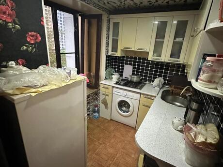 2 otaqlı köhnə tikili - İnşaatçılar m. - 55 m²