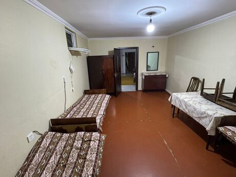 2 otaqlı həyət evi/bağ evi - Avtovağzal m. - 140 m²