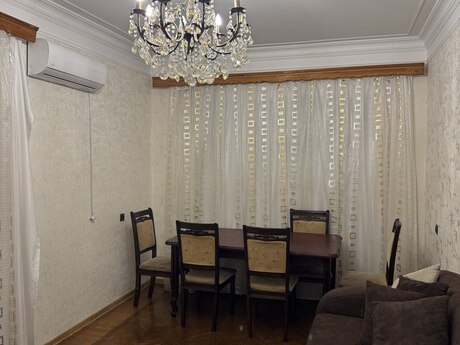 3 otaqlı köhnə tikili - Köhnə Günəşli q. - 75 m²