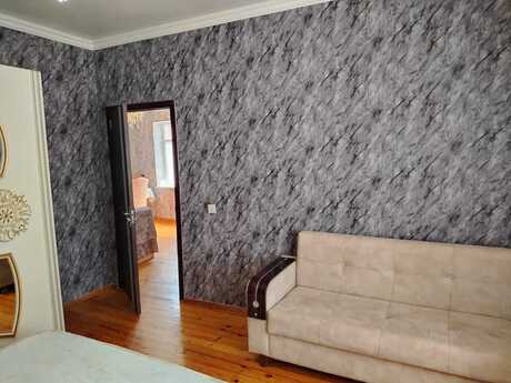 3 otaqlı həyət evi/bağ evi - Həzi Aslanov m. - 140 m²