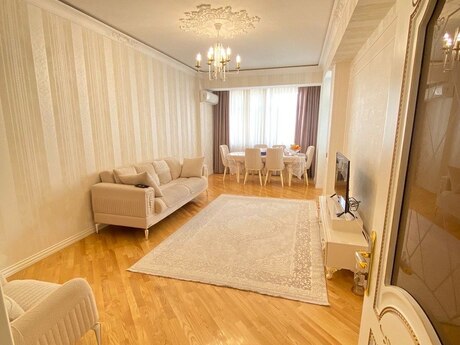 3 otaqlı yeni tikili - İnşaatçılar m. - 110 m²