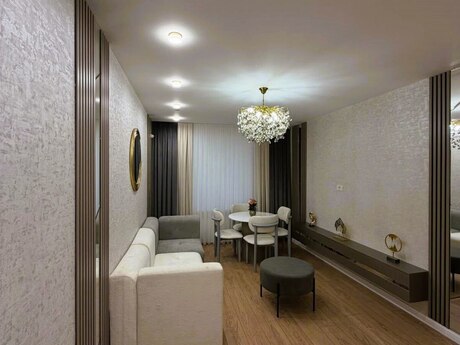 2 otaqlı köhnə tikili - Elmlər Akademiyası m. - 48 m²