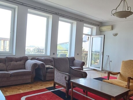 4 otaqlı köhnə tikili - Sahil m. - 150 m²