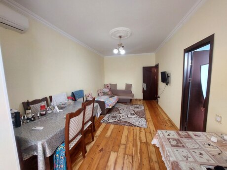 1 otaqlı köhnə tikili - 7-ci mikrorayon q. - 40 m²