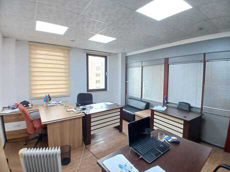 1 otaqlı ofis - 8 Noyabr m. - 20 m²