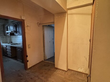 3 otaqlı köhnə tikili - Azadlıq Prospekti m. - 85 m²