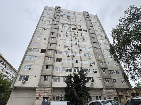 3 otaqlı köhnə tikili - Azadlıq Prospekti m. - 85 m²