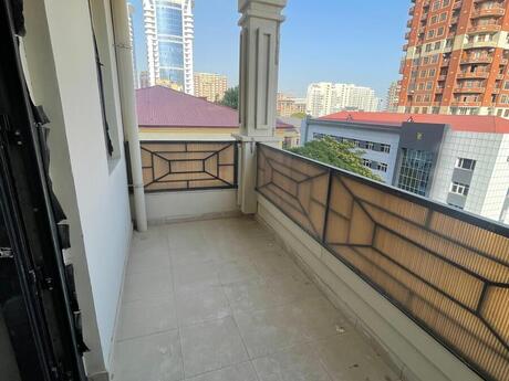 3 otaqlı yeni tikili - Nizami m. - 114 m²