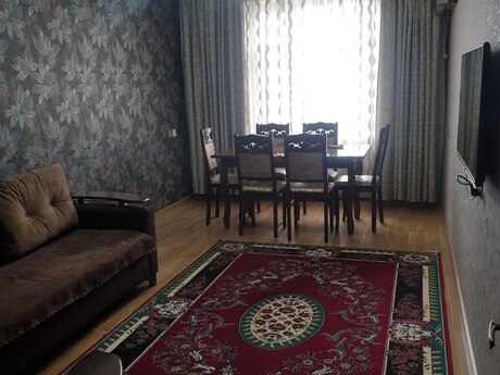 3 otaqlı köhnə tikili - Əhmədli m. - 65 m²