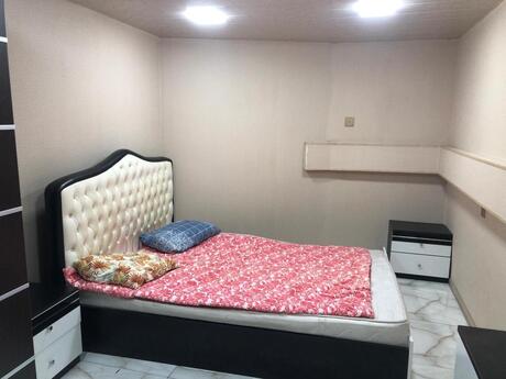 1 otaqlı köhnə tikili - Memar Əcəmi m. - 30 m²