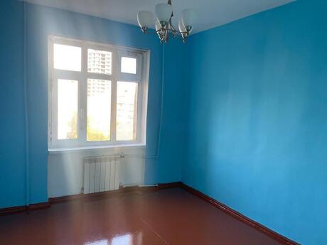 2 otaqlı köhnə tikili - Azadlıq Prospekti m. - 60 m²