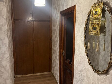 2 otaqlı köhnə tikili - Azadlıq Prospekti m. - 55 m²