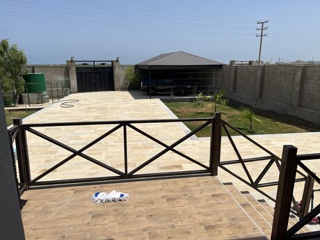 3 otaqlı həyət evi/bağ evi - Buzovna q. - 100 m²