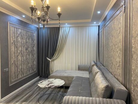 4 otaqlı həyət evi/bağ evi - Azadlıq Prospekti m. - 80 m²