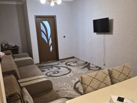 2 otaqlı köhnə tikili - Memar Əcəmi m. - 55 m²