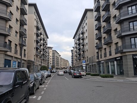 3 otaqlı yeni tikili - Ağ şəhər q. - 100 m²