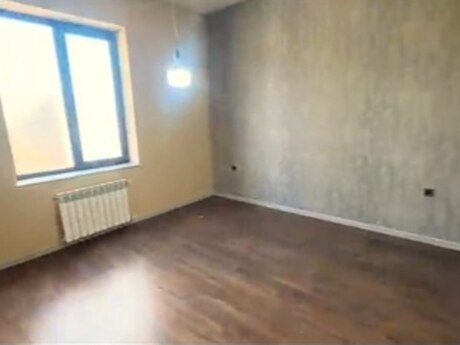 4 otaqlı həyət evi/bağ evi - Buzovna q. - 121 m²