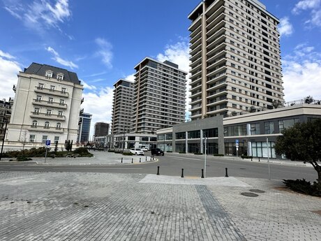 4 otaqlı yeni tikili - Ağ şəhər q. - 185 m²