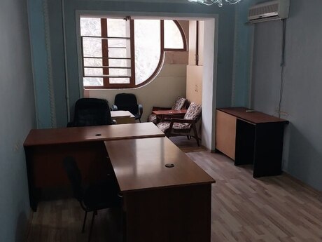 3 otaqlı ofis - Nizami m. - 75 m²