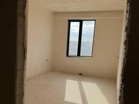 3 otaqlı yeni tikili - İnşaatçılar m. - 75 m²