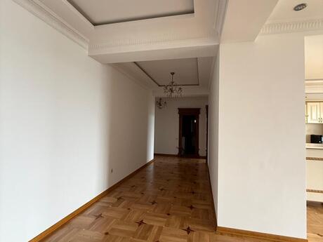 3 otaqlı yeni tikili - Nəsimi r. - 155 m²