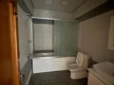 3 otaqlı yeni tikili - Nəsimi r. - 155 m²