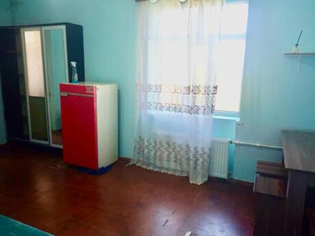 2 otaqlı köhnə tikili - Neftçilər m. - 40 m²