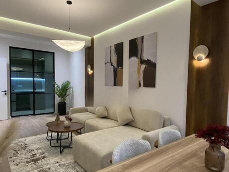 2 otaqlı yeni tikili - Azadlıq Prospekti m. - 70 m²