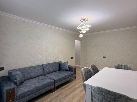 2 otaqlı köhnə tikili - Qara Qarayev m. - 62 m²