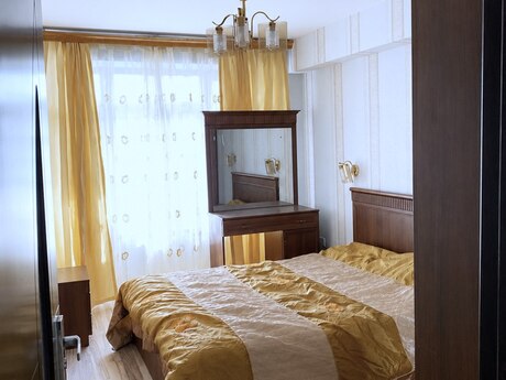 2 otaqlı köhnə tikili - Yasamal r. - 70 m²