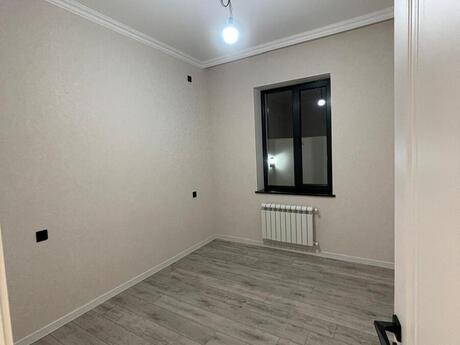 4 otaqlı həyət evi/bağ evi - Suraxanı q. - 135 m²