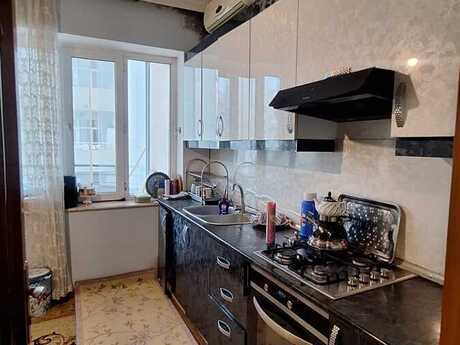 2 otaqlı yeni tikili - 8 Noyabr m. - 77 m²