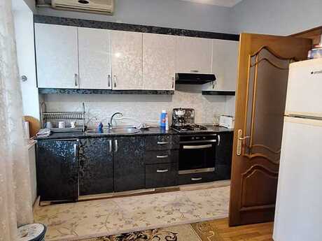 2 otaqlı yeni tikili - 8 Noyabr m. - 77 m²