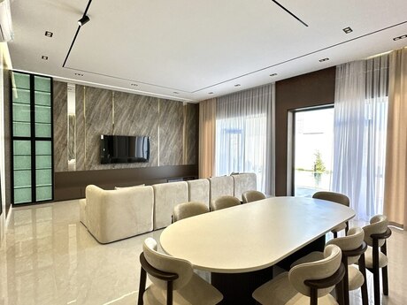5 otaqlı həyət evi/bağ evi - Mərdəkan q. - 260 m²