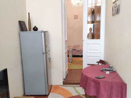 1 otaqlı köhnə tikili - Sahil m. - 30 m²