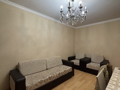 3 otaqlı köhnə tikili - Əhmədli q. - 70 m²