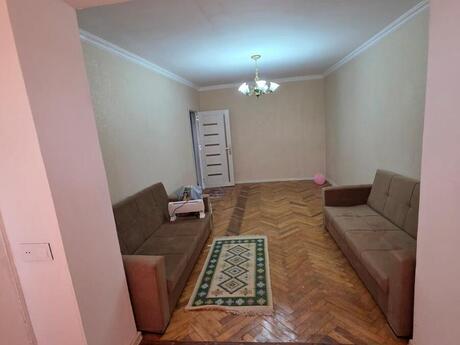 1 otaqlı köhnə tikili - Elmlər Akademiyası m. - 31 m²