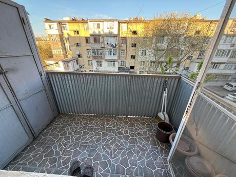 1 otaqlı köhnə tikili - İnşaatçılar m. - 32 m²