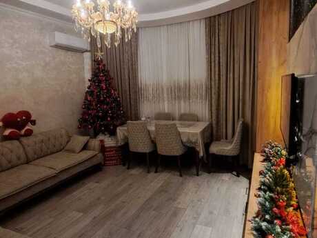 3 otaqlı yeni tikili - Bakıxanov q. - 75 m²