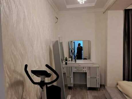 3 otaqlı yeni tikili - Bakıxanov q. - 75 m²