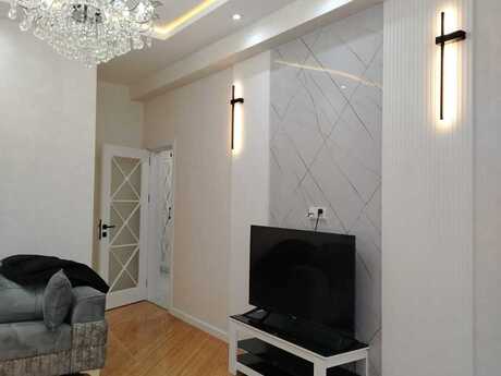 2 otaqlı yeni tikili - Memar Əcəmi m. - 70 m²