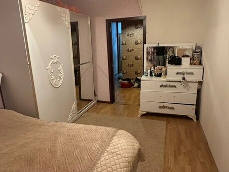 3 otaqlı köhnə tikili - Suraxanı r. - 85 m²