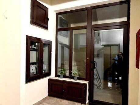 3 otaqlı yeni tikili - 28 May m. - 140 m²