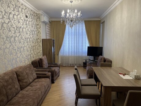2 otaqlı yeni tikili - Elmlər Akademiyası m. - 70 m²